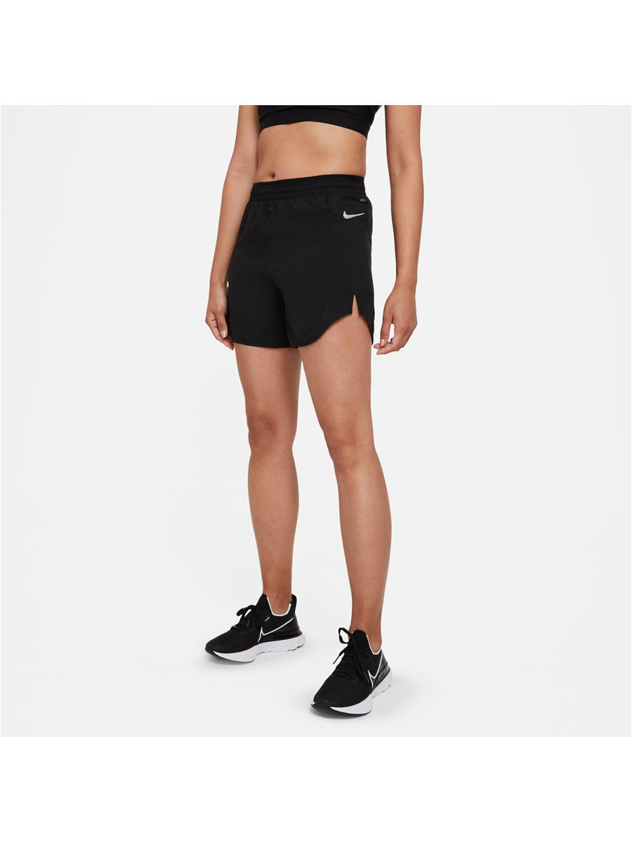 W NK TEMPO LUXE SHORT 5IN Nike 19107844 