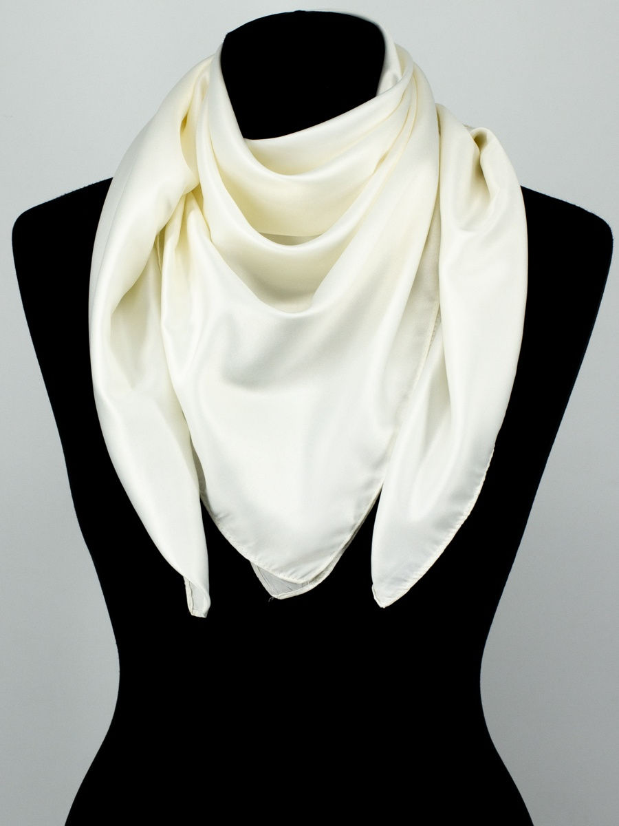 Шейный платок 5. Платок шейный. Белый шейный платок. Косынка на шею. Шейный платок женский.